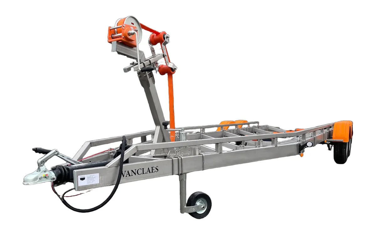 Vanclaes Base 3000 -14"- 850 geremd 2 as