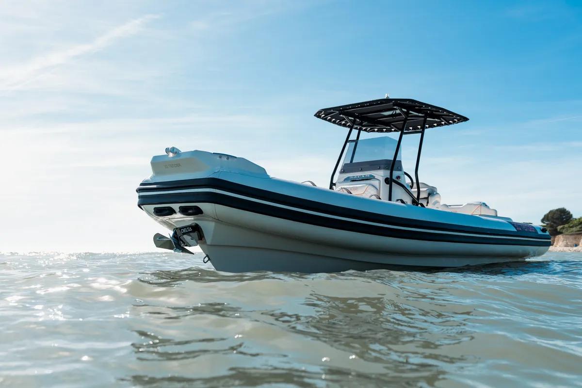 3D Tender Dream 7: RIB at sea