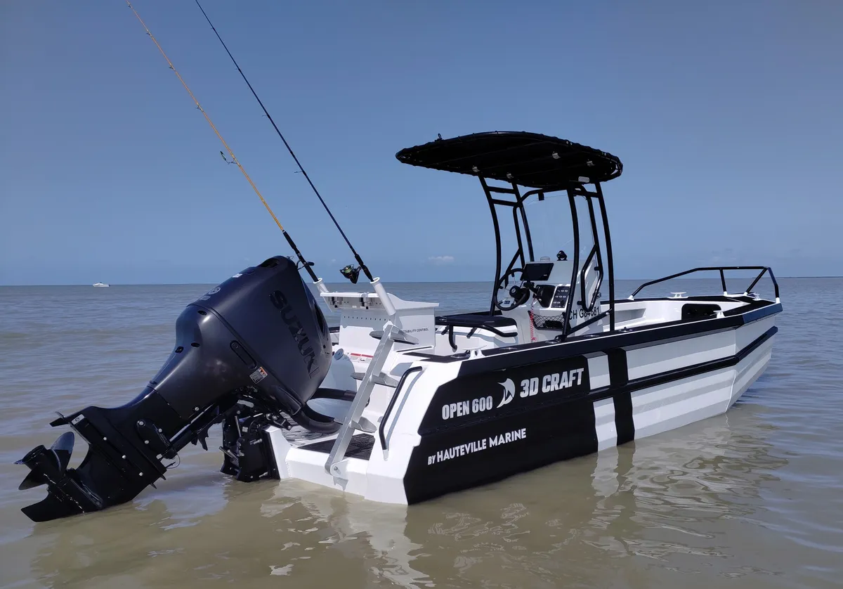3D Tender Norden 600 Open: Boot am Strand mit Motor