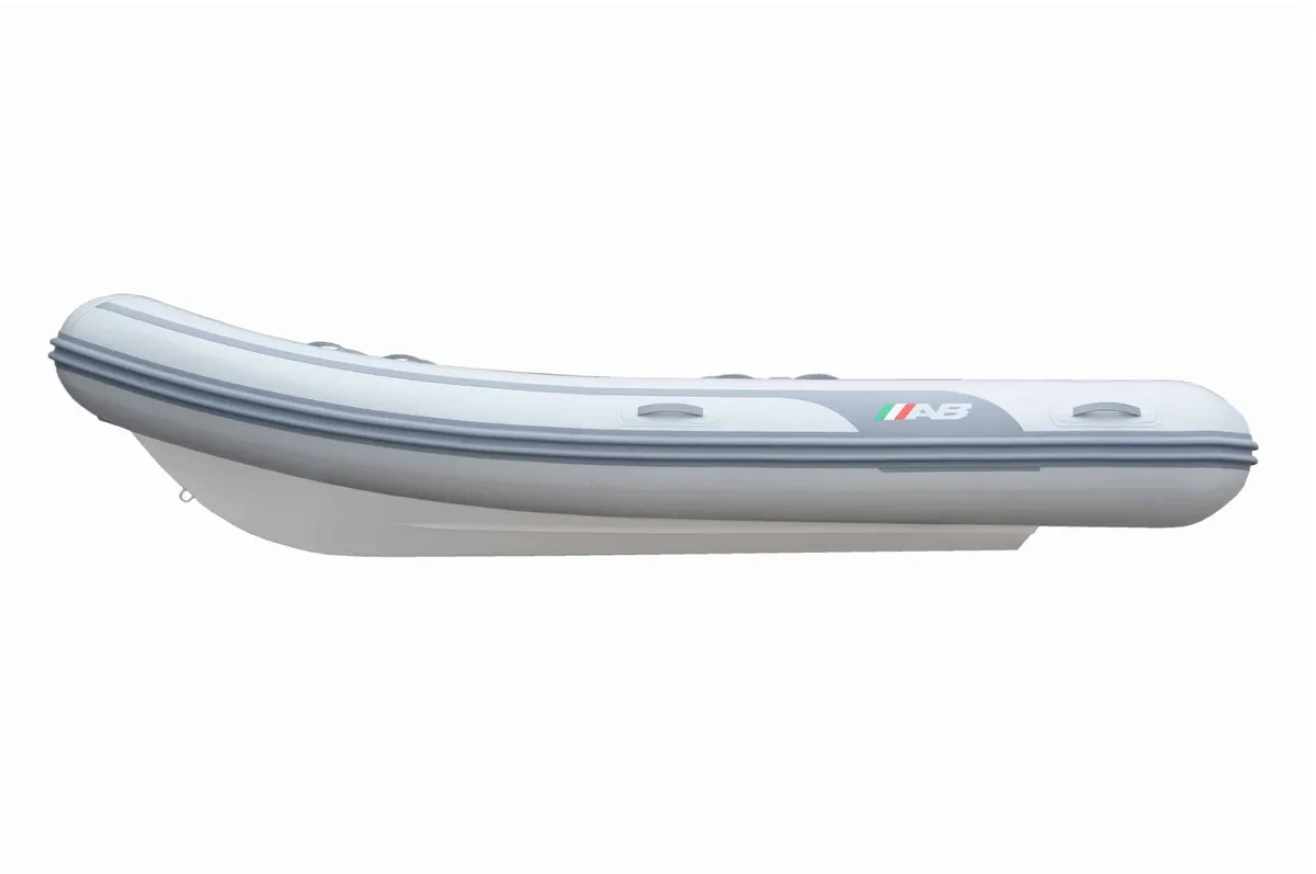 AB Inflatables Navigo 13 VS: Side view of a rubber dinghy on a white background