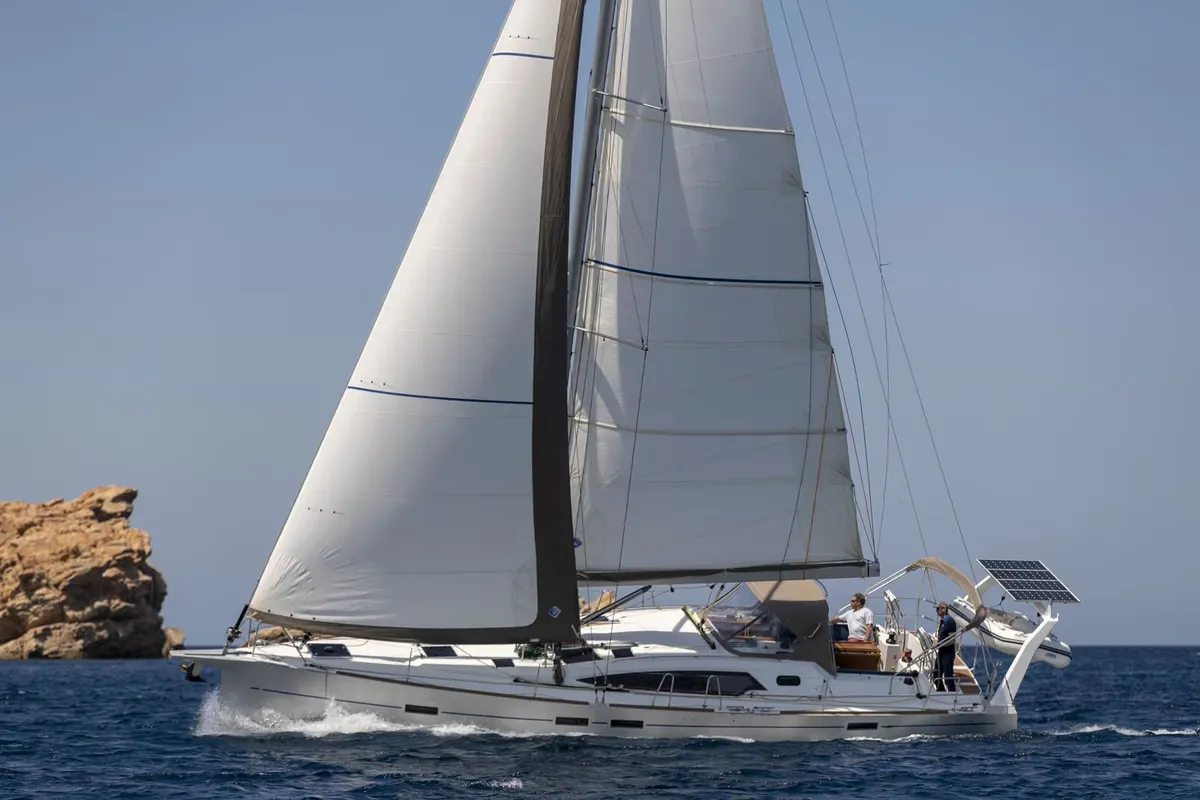 Allures Yachting 45.9: Sailing yacht sailing off the coast