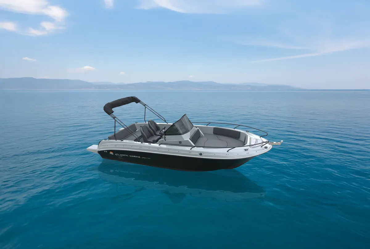 Atlantic Marine Open 700: Boat floating at sea
