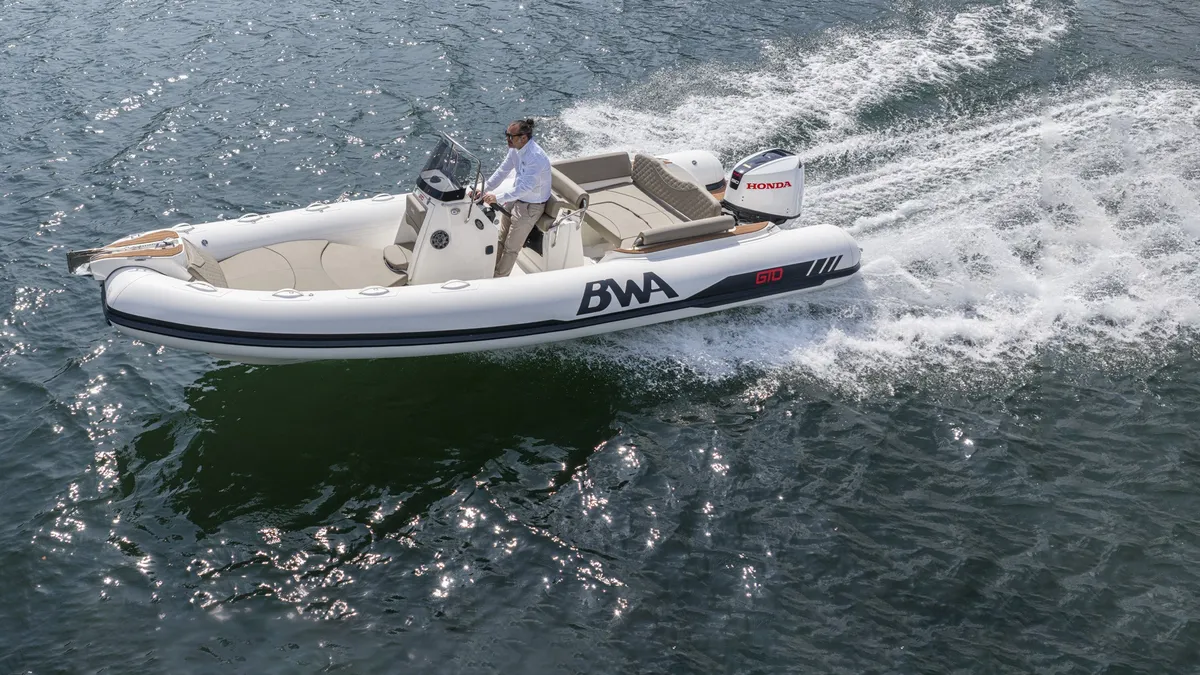 BWA Nautica GTO 238: Boat cruising at sea