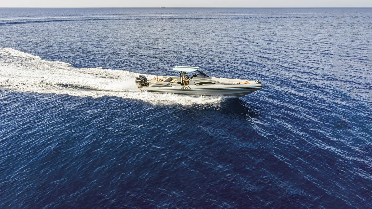 BWA Nautica Premium 40: Boat cruising at sea