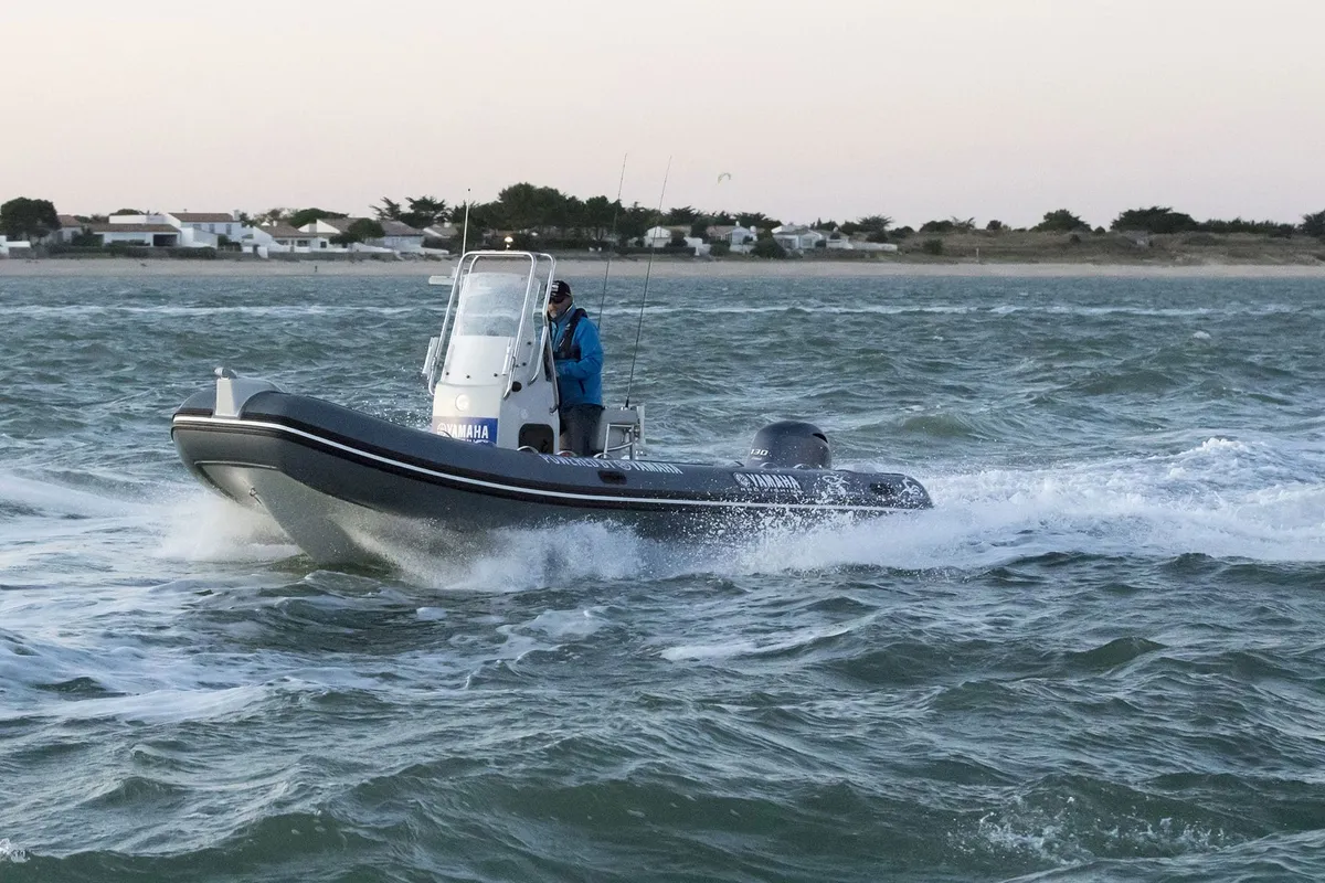 Capelli Tempest 625 Fishing: Rubber dinghy cruising at sea