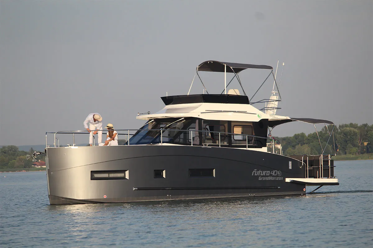 Cobra Yachts Futura 40 Electric: Motor yacht cruising on the water