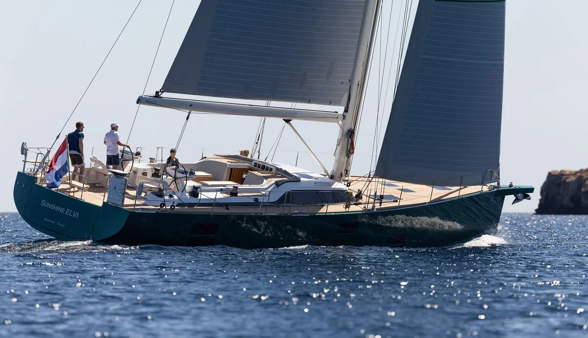 Contest Yachts 63CS: Sailing boat at sea