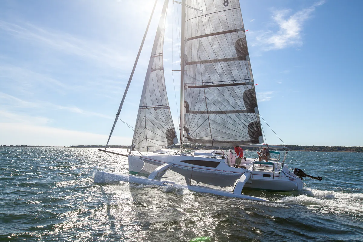 Corsair Marine 970: Sailing boat at sea