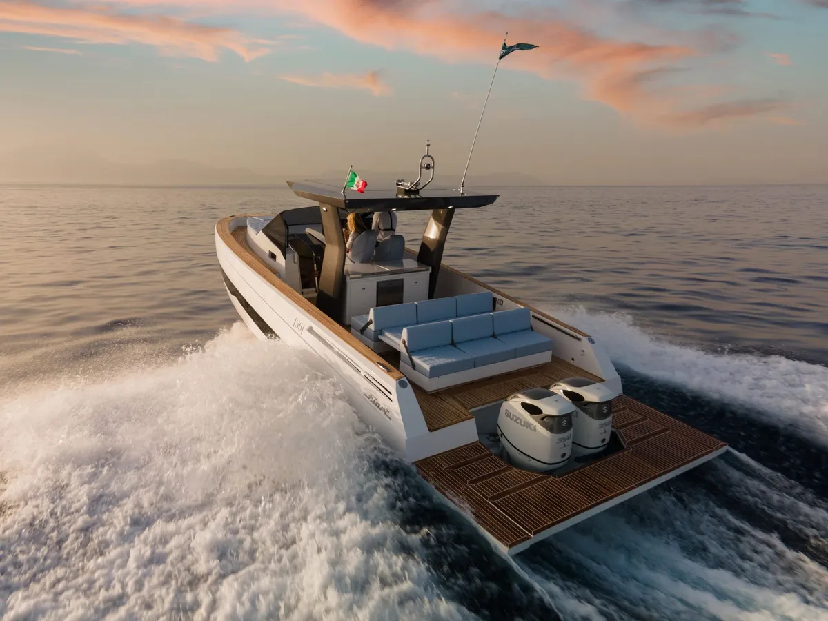Fiart Mare Seawalker 35: Bootsfahrt auf dem Meer