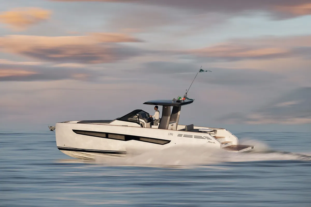 Fiart Mare Seawalker 39: Bootsfahrt auf dem Meer