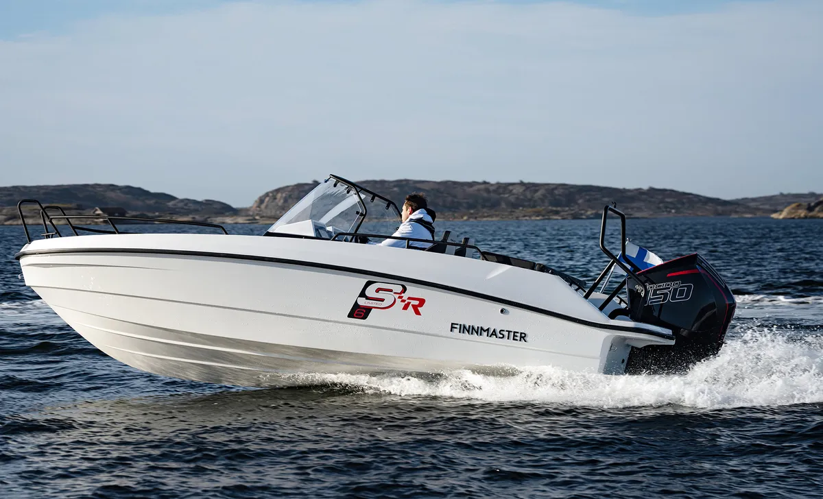 Finnmaster S6: Bootsfahrt auf dem Meer