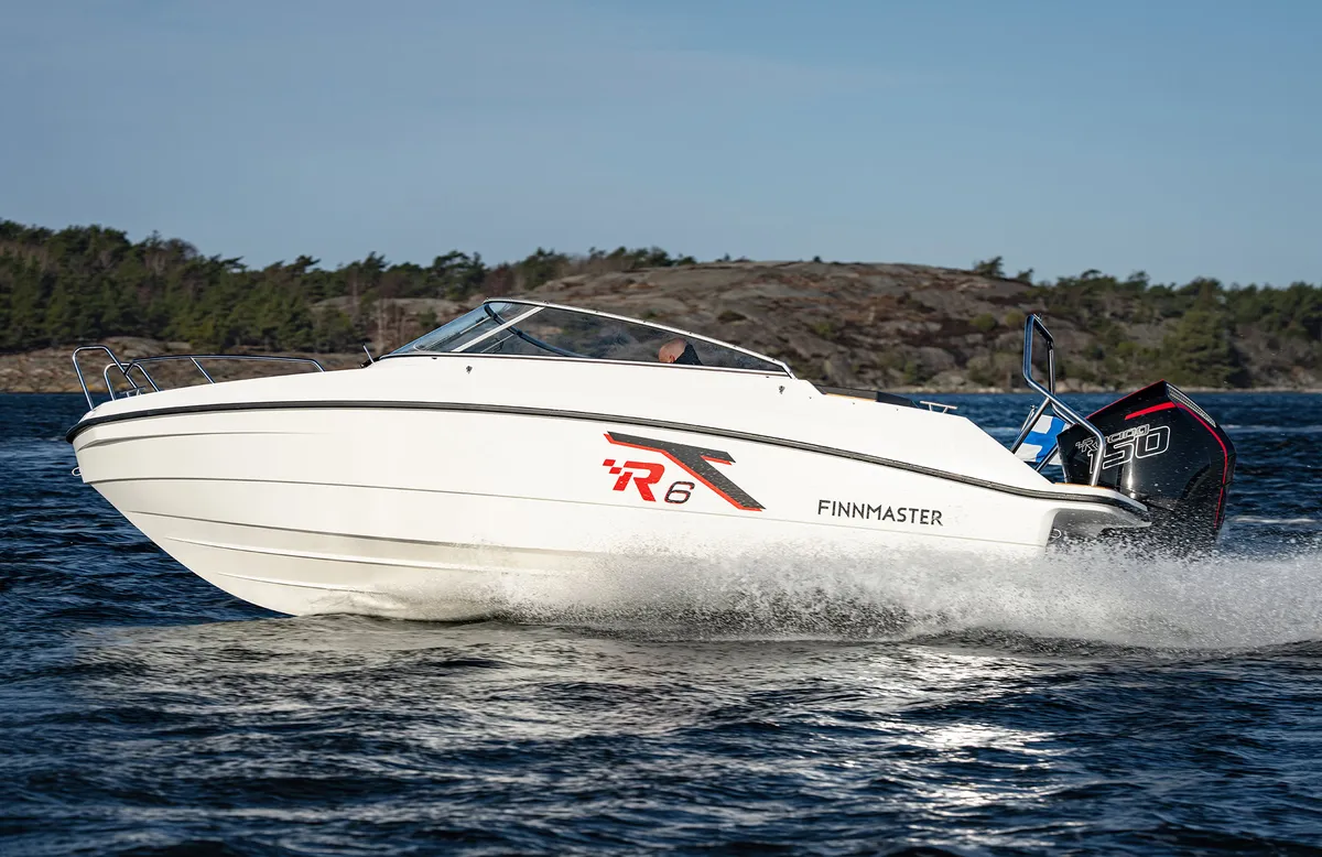 Finnmaster T6: Bootsfahrt auf dem Meer