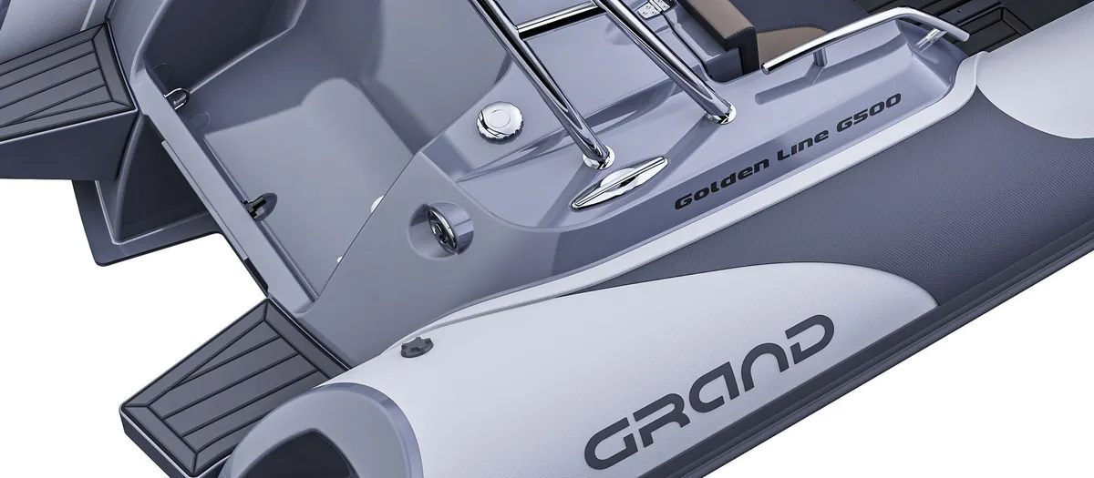 Grand G500: Close-up of an inflatable boat’s hull