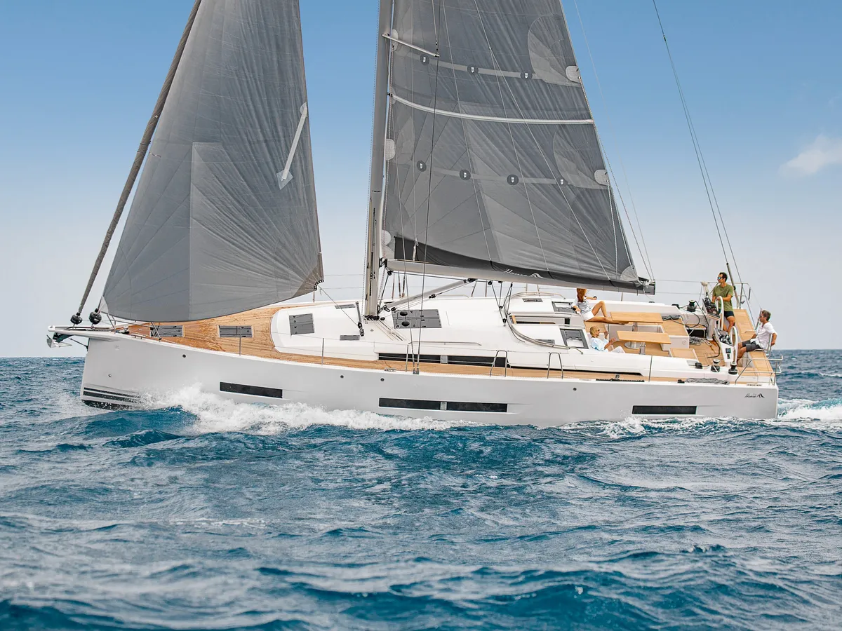 Hanse Yachts 510: Sailing boat at sea