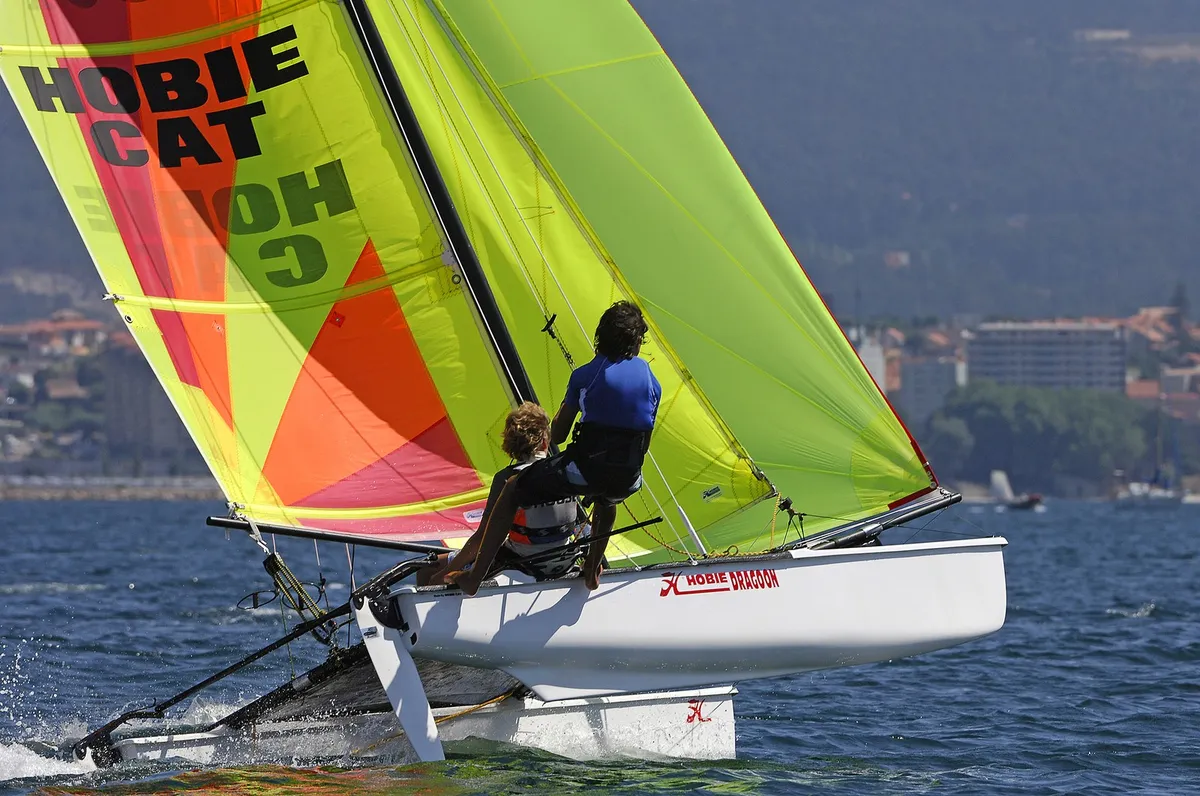 Hobie Dragoon: In Fahrt mit Crew