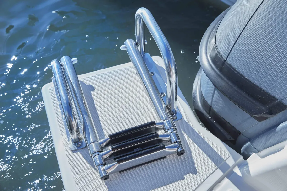 Joker Boat Coaster 580 Plus: Swimming ladder on a boat