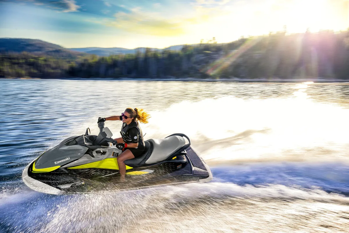 Kawasaki Jet Ski ST 160X: Woman riding a jet ski