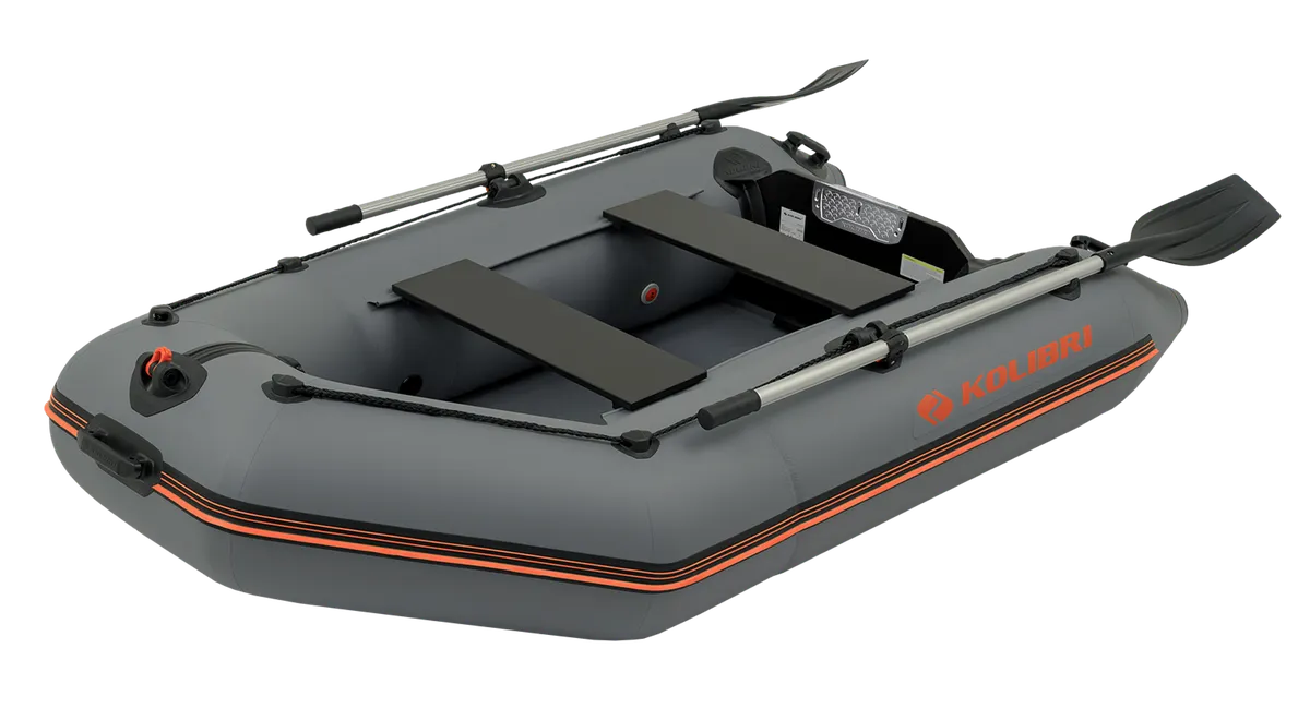 Kolibri KM-245: Bateau pneumatique équipé de rames et de banquettes