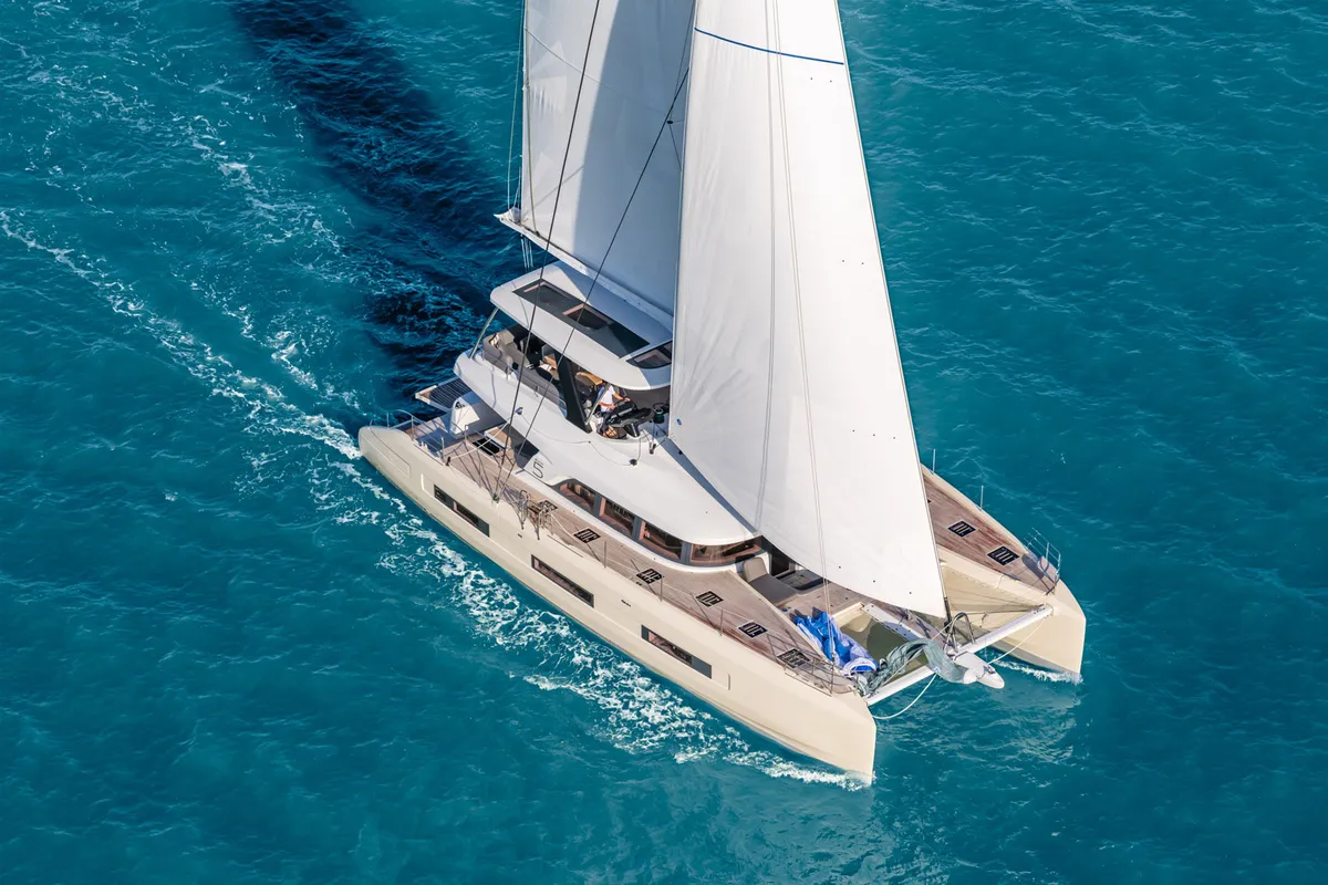 Lagoon Sixty 5: Catamaran sailing at sea