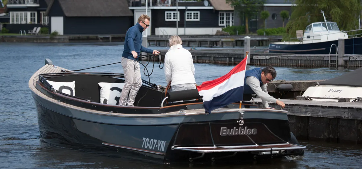 Menken Maritiem The CAB XL: Mooring a boat at a jetty