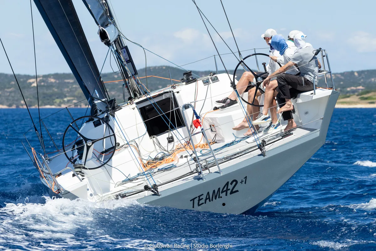 Nautor Swan ClubSwan 43: Crewed sailing boat race