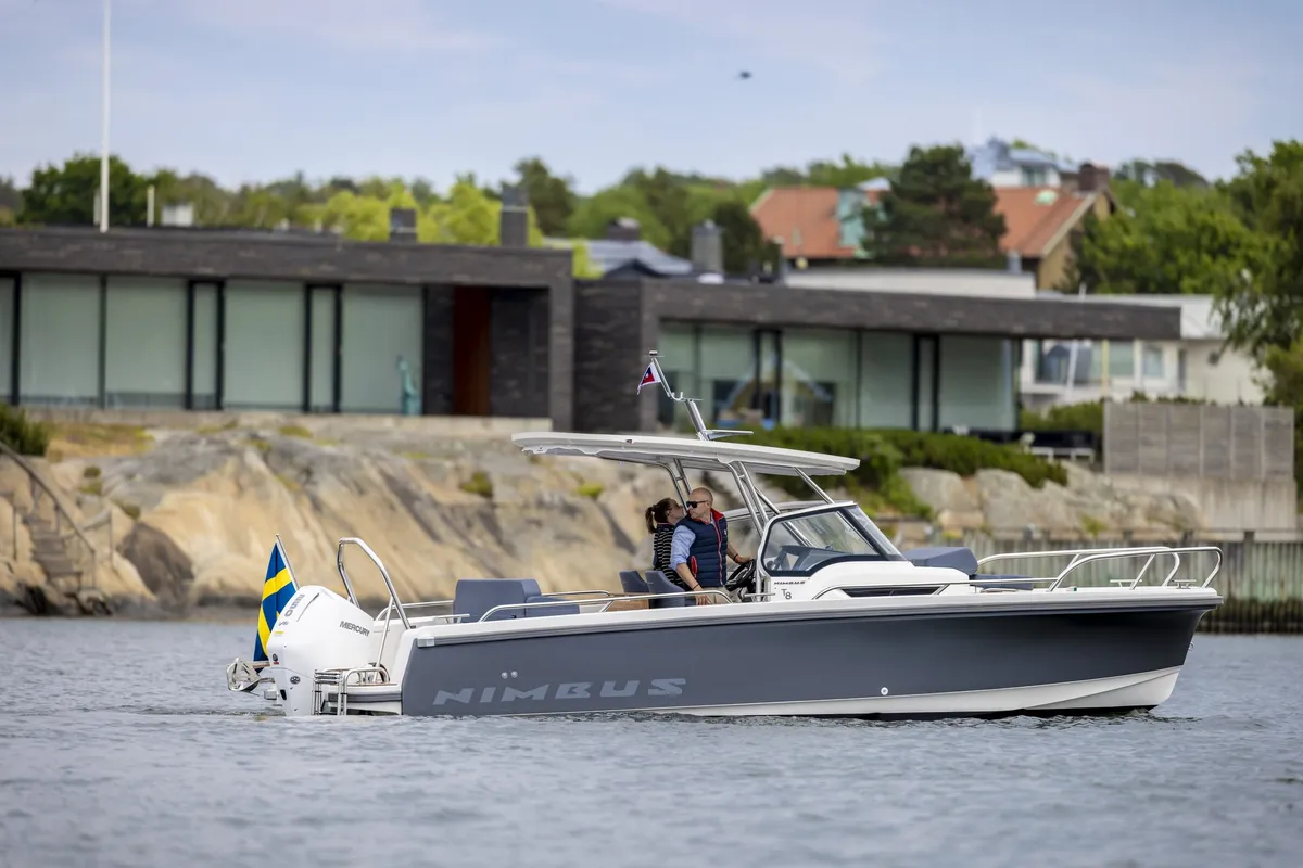 Nimbus Boats T8: Boat cruising on water
