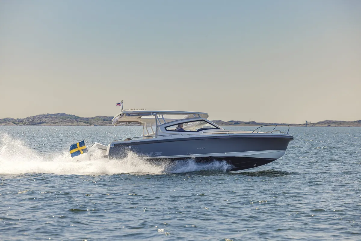 Nimbus Boats Weekender 9 (W9): Bootsfahrt auf dem Meer