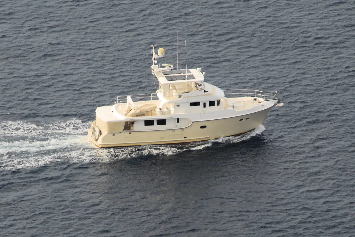 Nordhavn 68: Kreuzfahrt mit einer Motoryacht auf dem Meer
