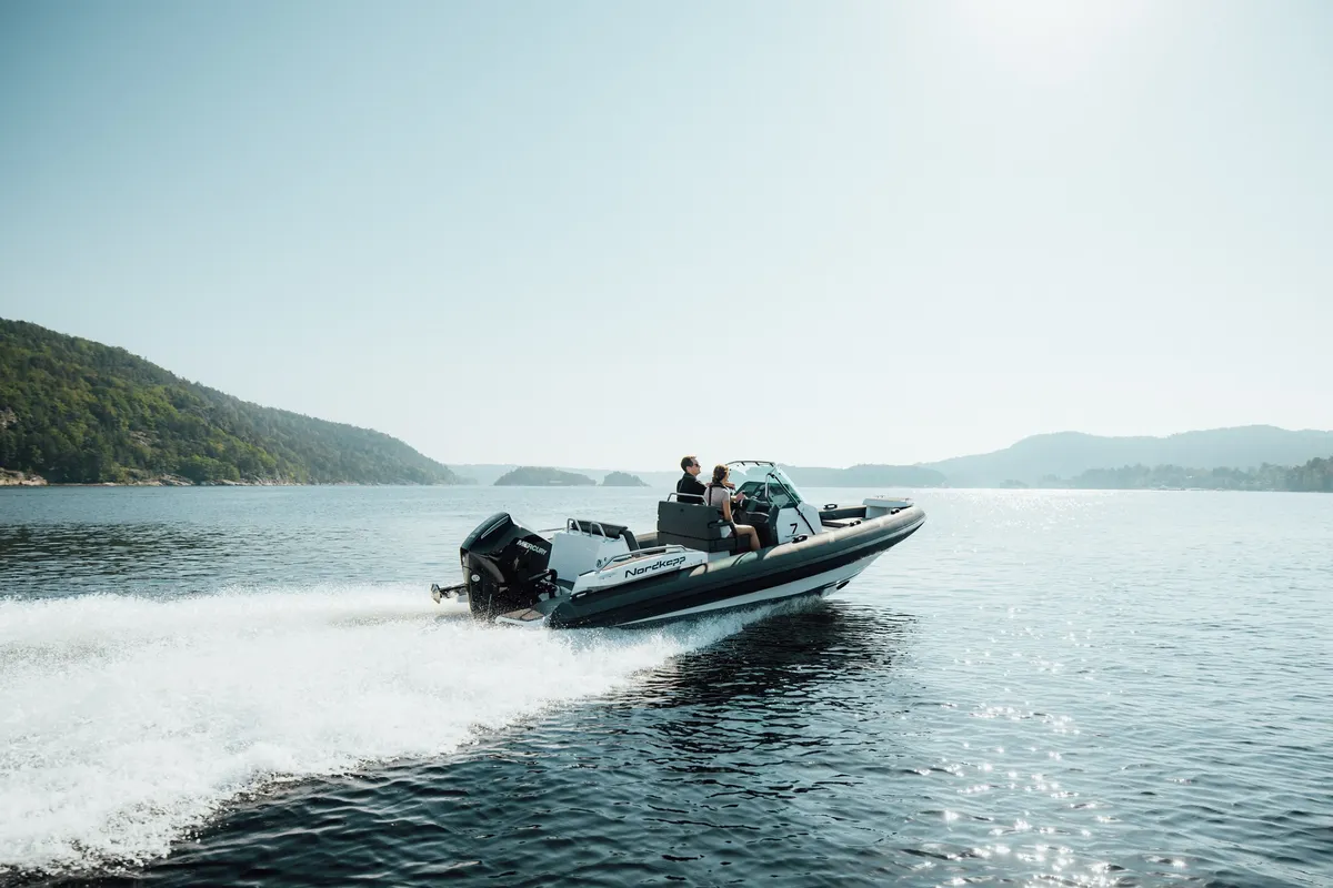 Nordkapp Boats Airborne 7: Speedboat cruising on the water