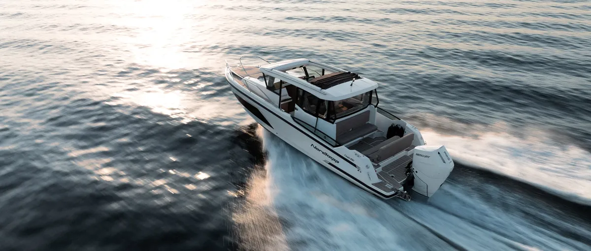 Nordkapp Boats Coupe 830: Bootsfahrt auf dem Meer
