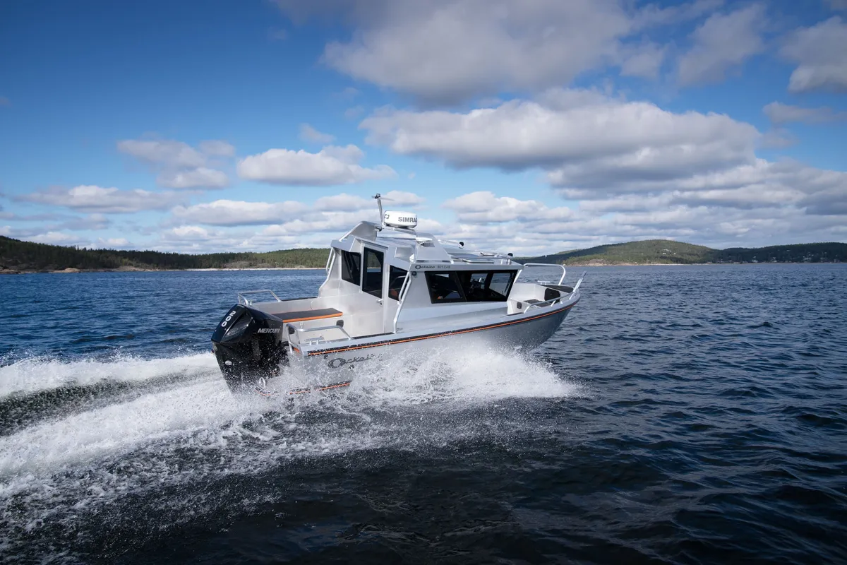 Ockelbo B21 CAB: Bootsfahrt auf dem Meer