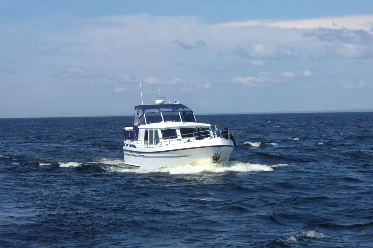 Pedro-Boat Levanto 44: Motorbootfahrt auf dem Meer
