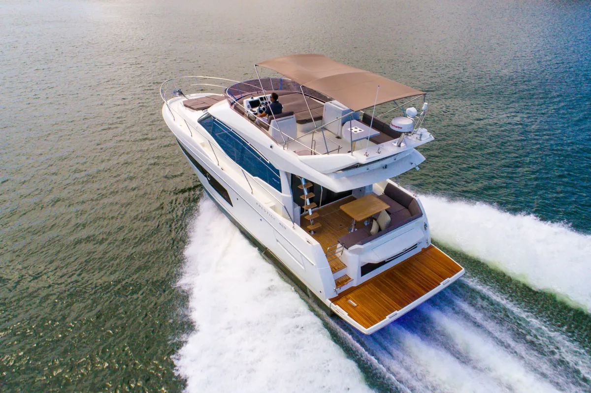Prestige Yachts 460: Boat cruising on water