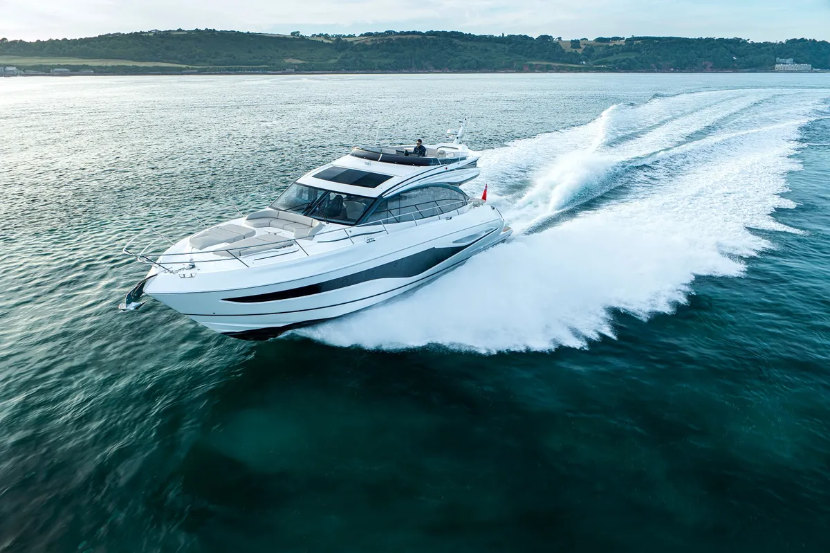 Princess S65: Boat cruising with a wake