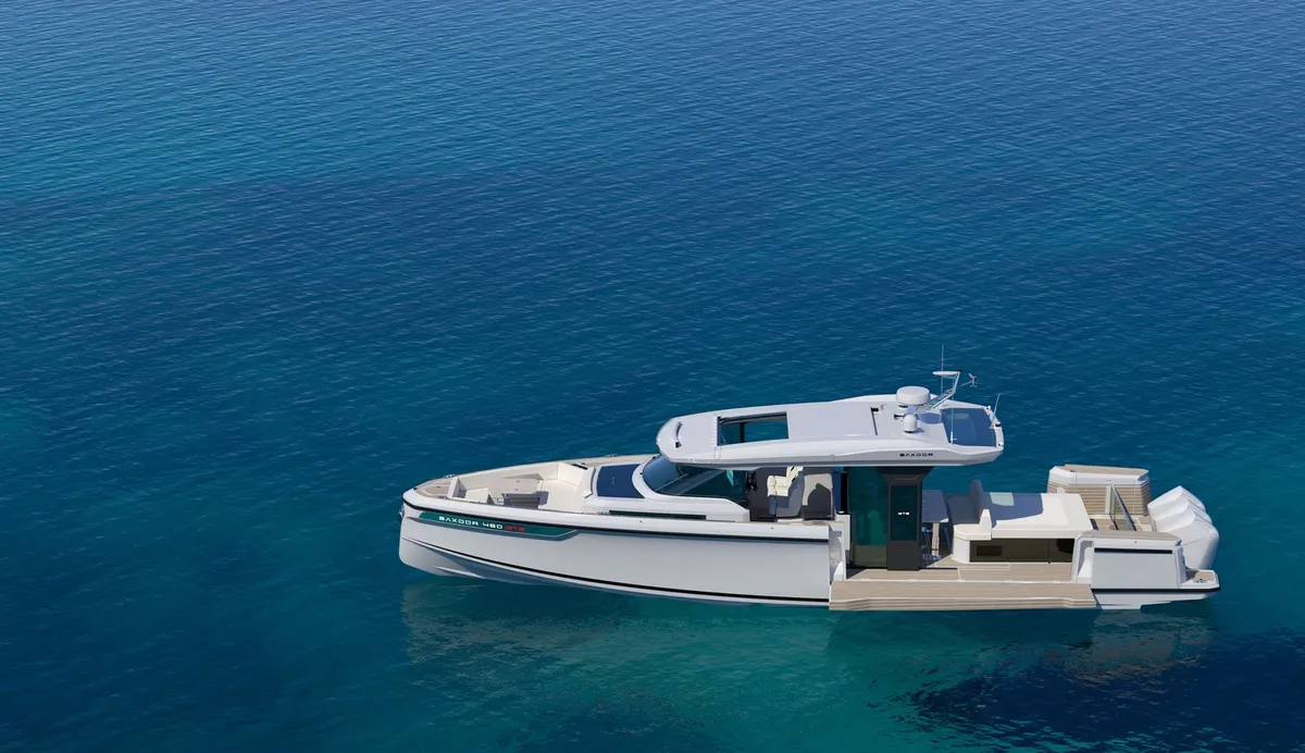 Saxdor Yachts 460 GTS: Boat floating at sea