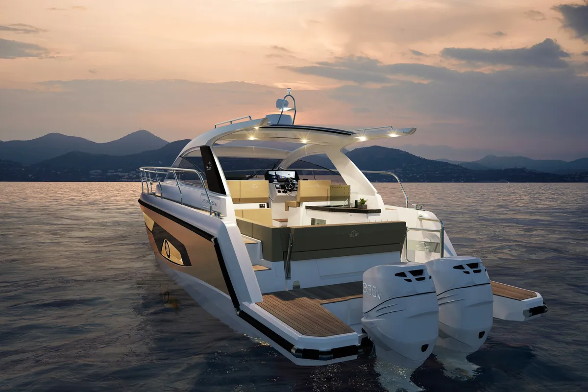 Sealine S335v: Boat at sea at sunset