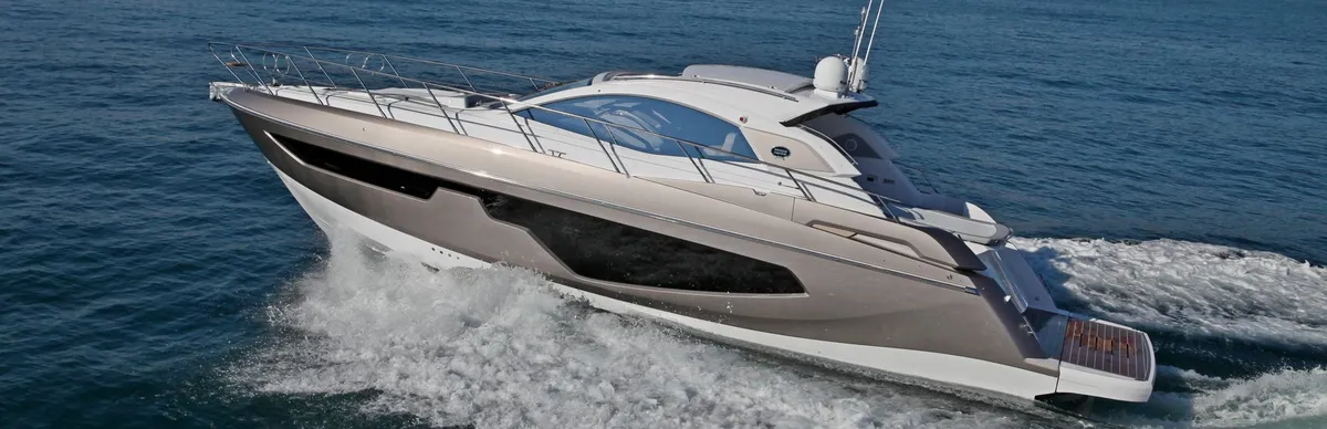 Sessa Marine C44: Yacht cruising at sea
