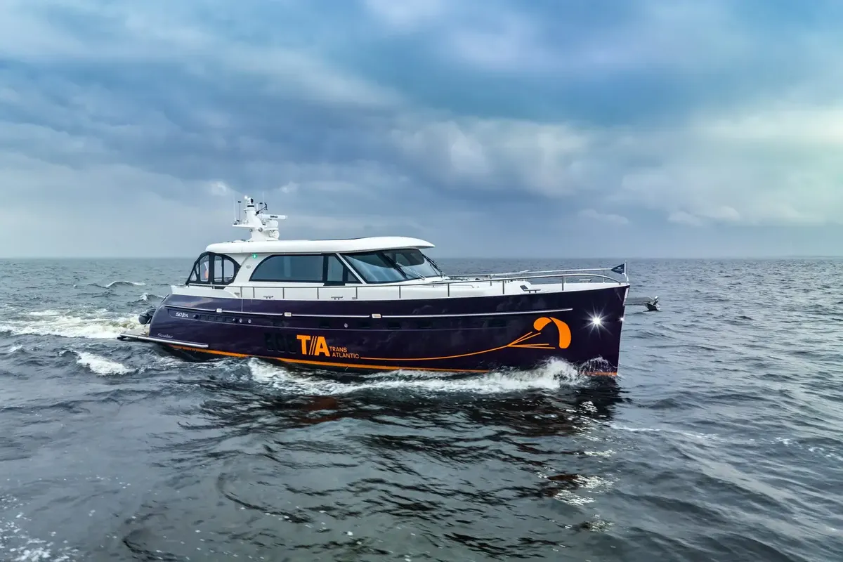 Steeler Yachts 50S Long Range: Boat cruising at sea
