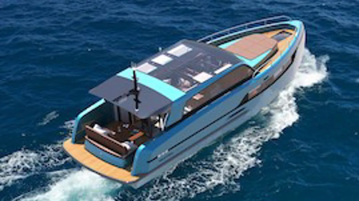 Vanton Yachts 45 Cabin Cruiser: Boat cruising at sea