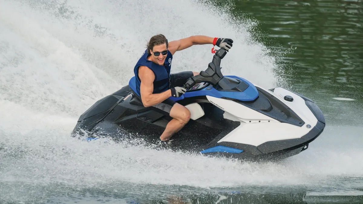 Yamaha WaveRunner JetBlaster: Man riding a jet ski