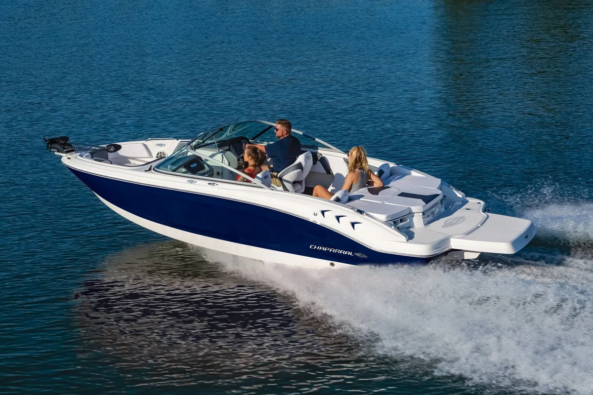 Chaparral 21 SSi Ski & Fish: Chaparral 21 SSi Ski & Fish